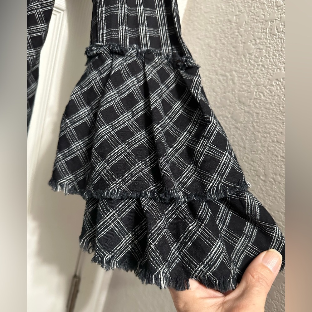 Crow & White Plaid Tier Bell-Sleeve Button-Up - Picture 5 of 11